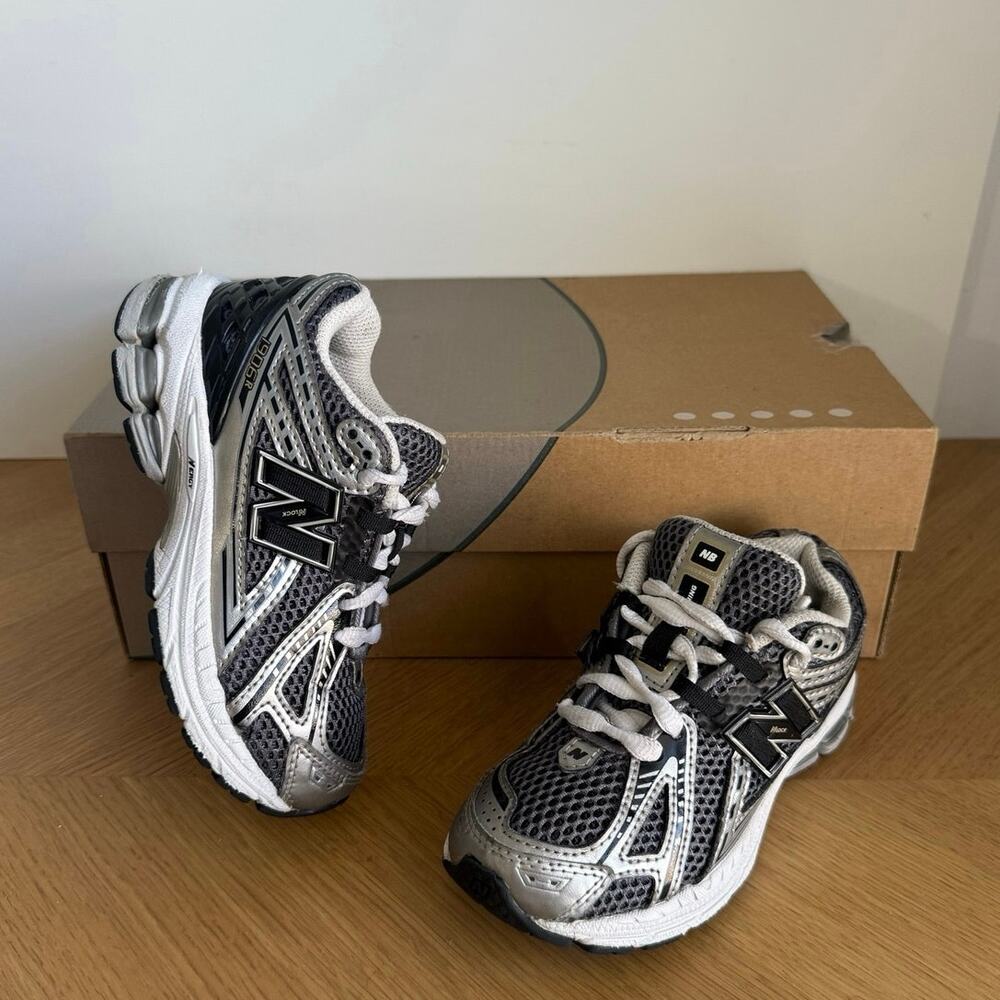 New Balance 1906 R Black/Metallic Silver Toddler Sneakers- SZ 11 C